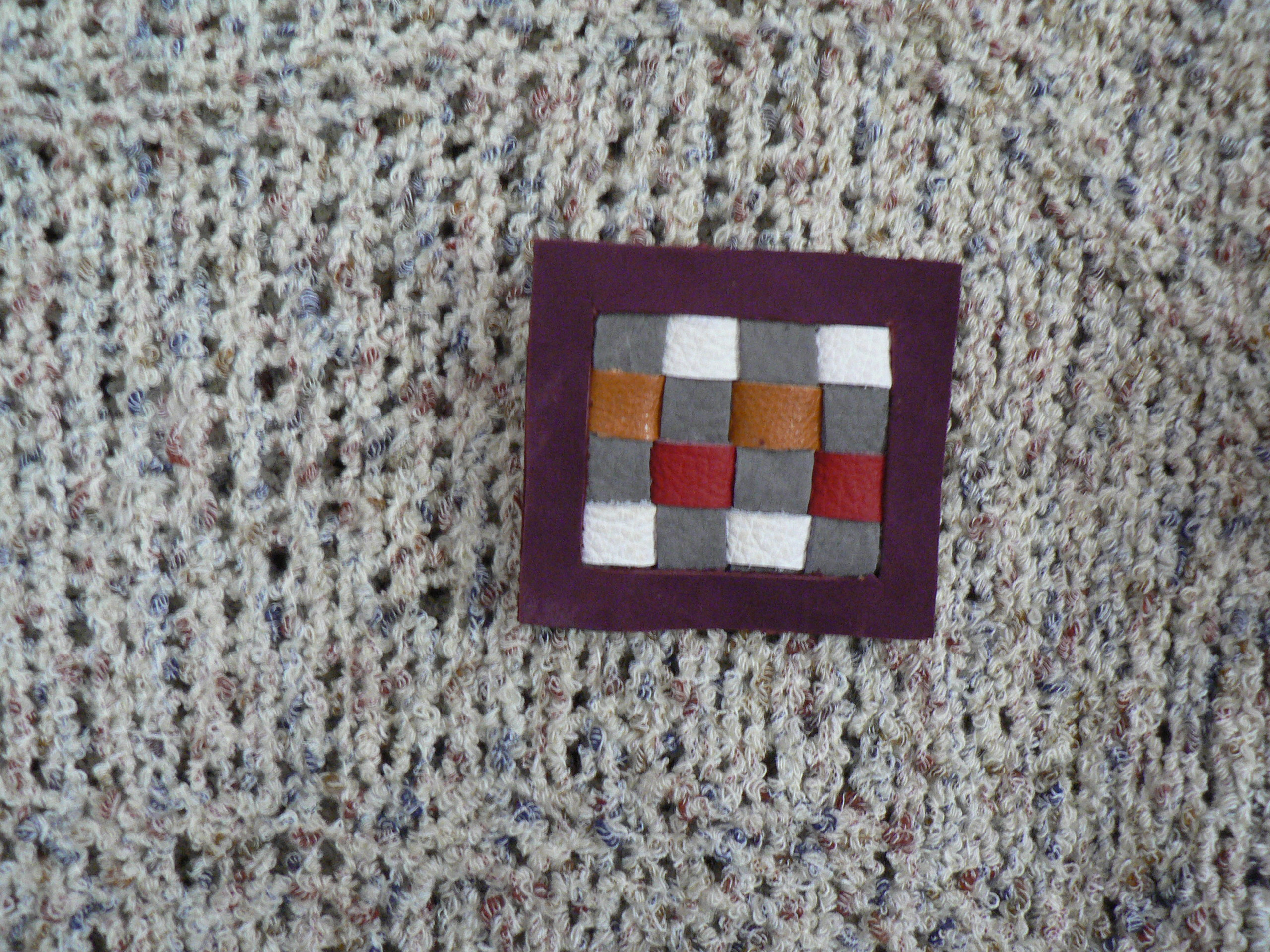 What ? Plaid brooch ?